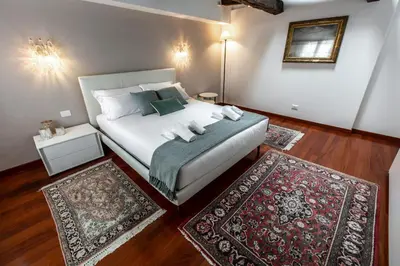 Letto o letti in una camera di San Pantalon Luxury Penthouse R&R