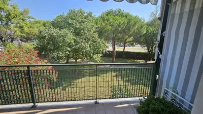 Giardino di Villaggio Tirreno appartamento 02