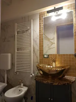 Bagno di the secret garden in the very heart of Venice