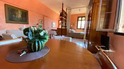 TV o dispositivi per l'intrattenimento presso CA' ROMANTICA - BIG APPARTMENT at ACCADEMIA