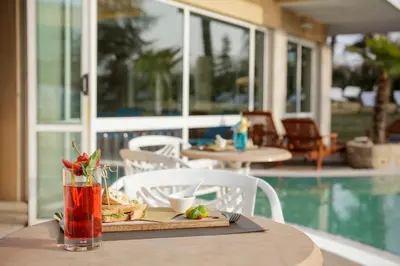 Piscina di Galzignano Resort Terme & Golf - Hotel Sporting o nelle vicinanze