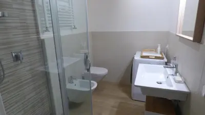 Bagno di CASA MODERNA A DUE PASSI DA RIALTO