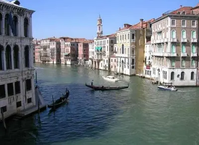 Vista sul fiume nelle vicinanze dell'appartamento
