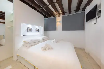 Letto o letti in una camera di Venice Venezia ,GHETTO,BIENNALE, Campo Maddalena