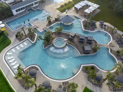 Piscina di Tritone LUXURY HOTEL THERMAE & SPA o nelle vicinanze
