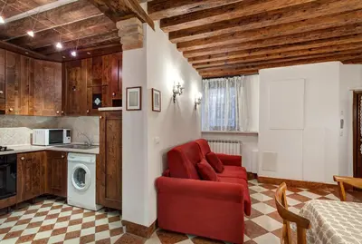 Cucina o angolo cottura di Nice Venice Apartments in San Marco