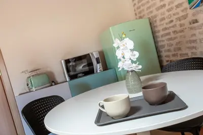 Set per la preparazione di tè e caffè presso Loft Mirano Uno (Alloggi alla Campana)