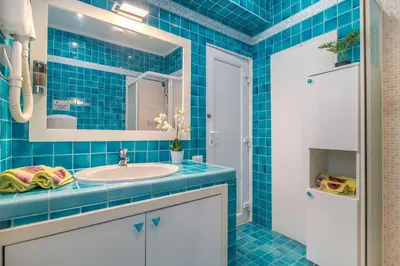 Bagno di Family Colours close to @Rialto Mercato
