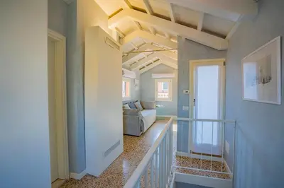Planimetria di Casa con vista canale