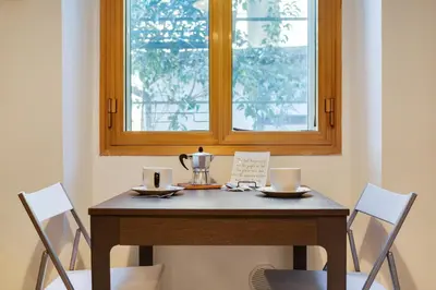Set per la preparazione di tè e caffè presso Accogliente appartamento a Dorsoduro con GIARDINO!