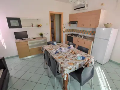 Cucina o angolo cottura di Apartment Solmare-45 by Interhome