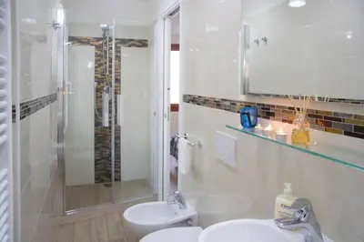 Bagno di Ca' Venice Canal View