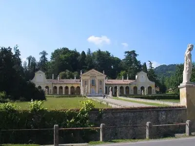 Planimetria di Modern Farmhouse in Pagnano Italy near Forest