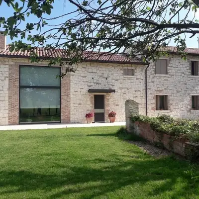 BERTESINA325 Superior Apartment