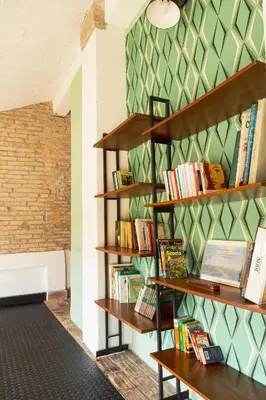 Biblioteca nel bed & breakfast
