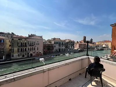 Vista sul fiume nelle vicinanze dell'hotel