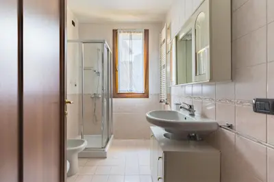 Bagno di 5 minutes from Treviso Station with parking
