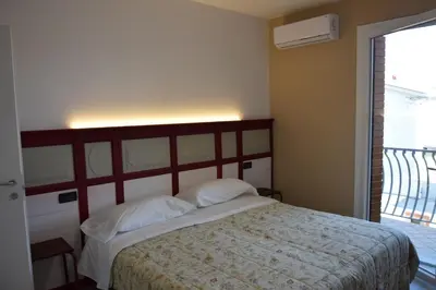 Letto o letti in una camera di Cozy apartment in Romano D'ezzelino 45 m² with secured garden