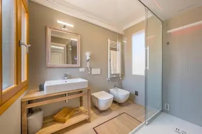 Bagno di Élite Home stunning venetian apt. Close Accademia