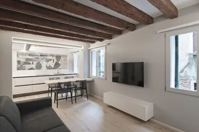 TV o dispositivi per l'intrattenimento presso San Stae Glamour