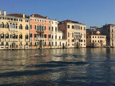 Vista sul fiume nelle vicinanze dell'appartamento