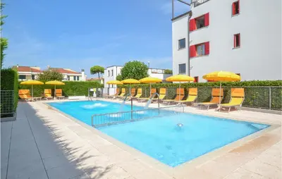 Piscina di Cozy Apartment In Cavallino-Treporti o nelle vicinanze