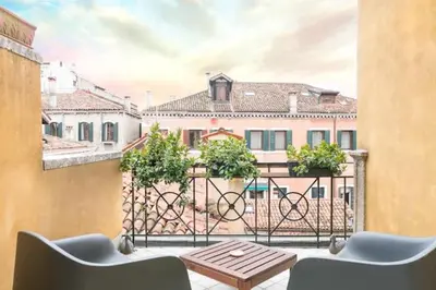 Balcone o terrazza di Ca’ Pesaro rooftop terrace apartment.