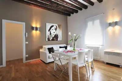 Area soggiorno di Cannaregio Suite - Colleoni Holidays by Wonderful Italy