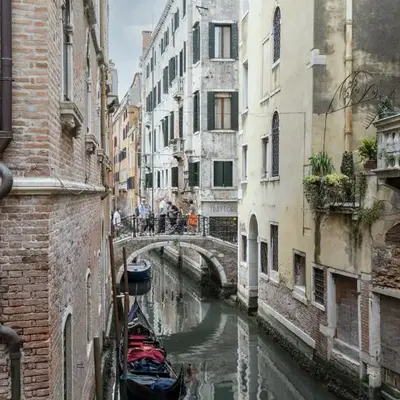 Gondola Luxury - Campo Santi Filippo e Giacomo by Wonderful Italy