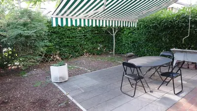 Giardino di App4rent - Appartamento Equilio - pet friendly - giardino esclusivo