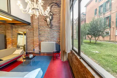 Area soggiorno di Venetian Loft