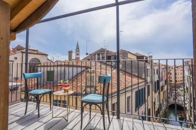Balcone o terrazza di Corte Rubbi 11 Secret Terrace Apartment