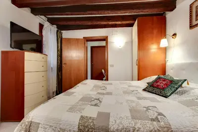 Letto o letti in una camera di Leo APARTMENT LOC-03081