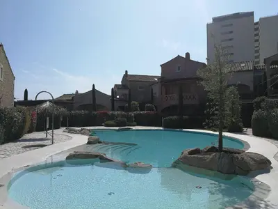 Piscina di APPARTAMENTO VILLAGGIO CASCINA - JESOLO o nelle vicinanze