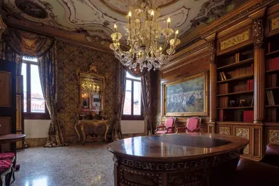 Area soggiorno di Palazzo Ca' Bernardo By Francesco Molon