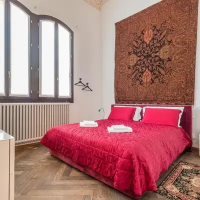 Red House close to @Accademia Bridge