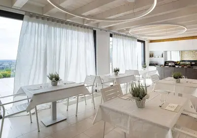 Area soggiorno di Progress Country & Wine House