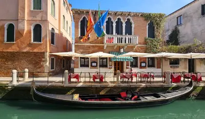 Vista sul fiume nelle vicinanze dell'hotel