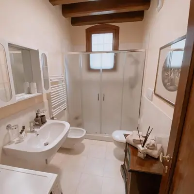Bagno di Casa Locatelli - Apartment Deluxe & Suite