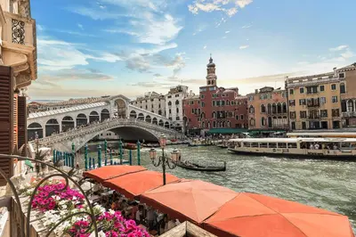 Vista sul fiume nelle vicinanze dell'hotel