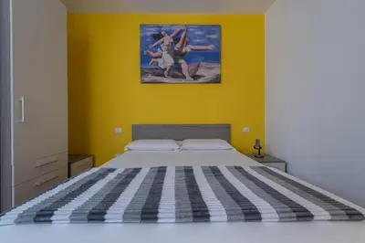 Letto o letti in una camera di Marconi House