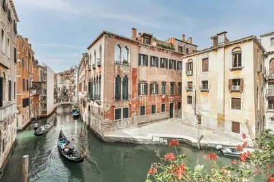 Vista sul fiume nelle vicinanze dell'hotel