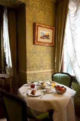 Cibo presso l'hotel o nelle vicinanze