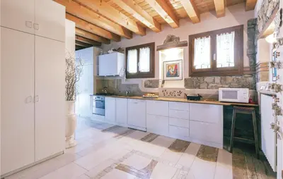 Cucina o angolo cottura di Artista