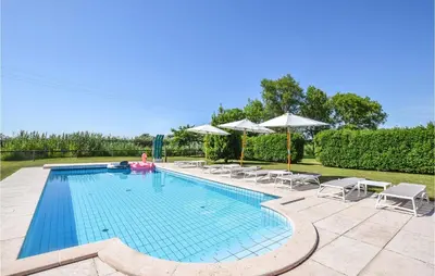 Piscina di Porta Di Valle 2 o nelle vicinanze