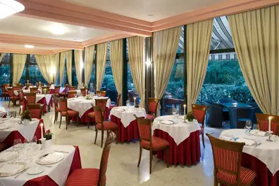 Ristorante o altro punto ristoro di Villa Pace Park Hotel Bolognese