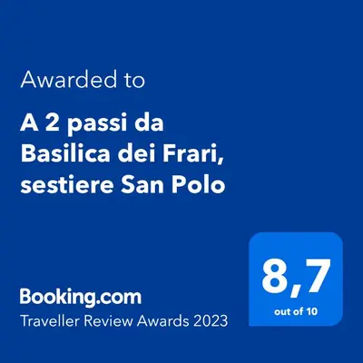 Certificato, attestato, insegna o altro documento esposto da A 2 passi da Basilica dei Frari, sestiere San Polo