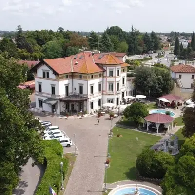 Hotel Villa Stucky