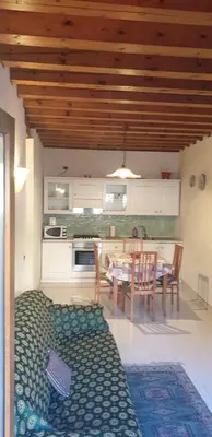 Cucina o angolo cottura di Beatiful modern flat Venice centre with private lounge green area relax