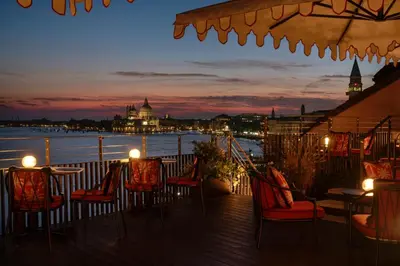 Vista sul fiume nelle vicinanze dell'hotel